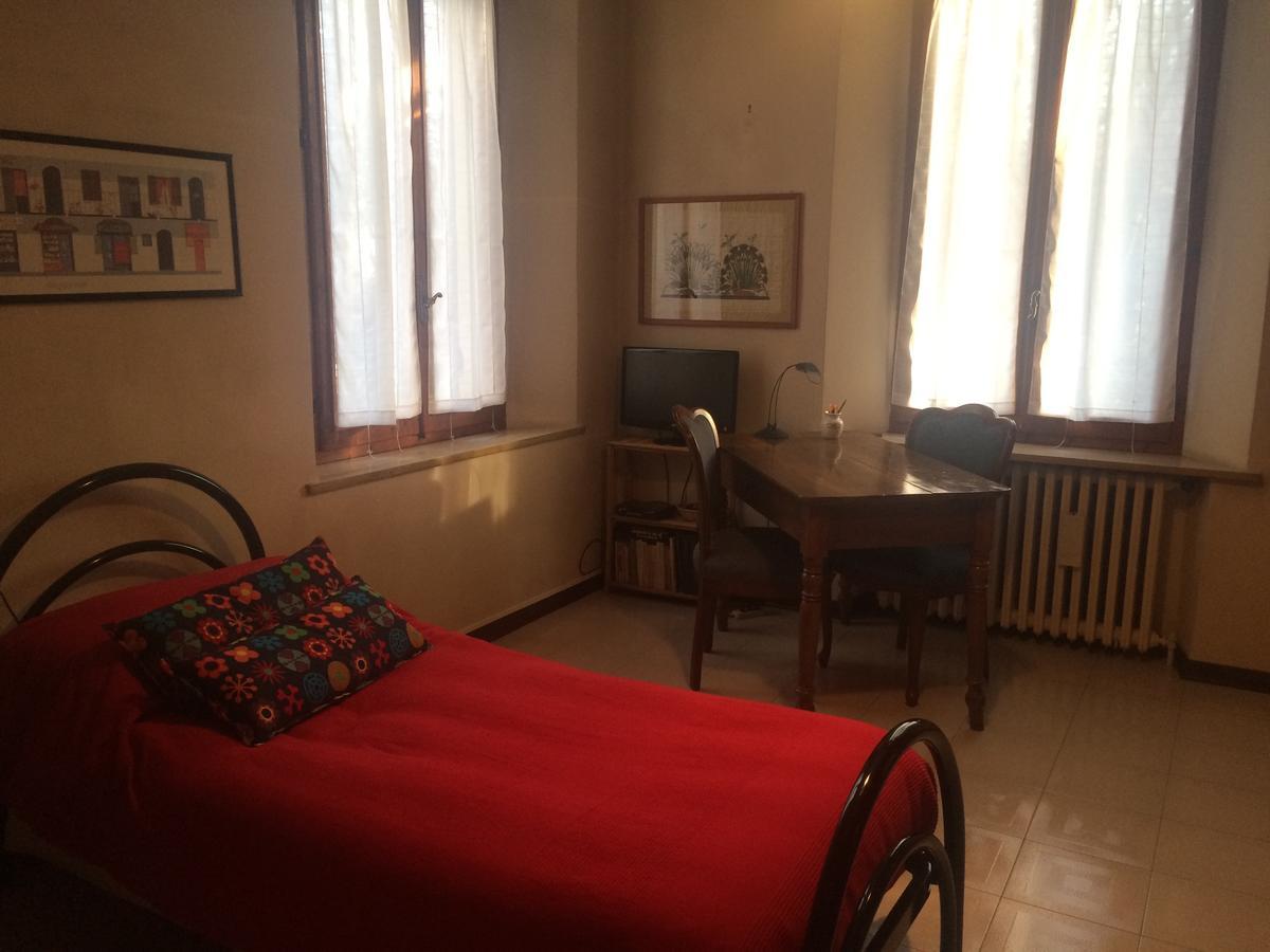 B&B Cittadella 帕爾馬 外观 照片